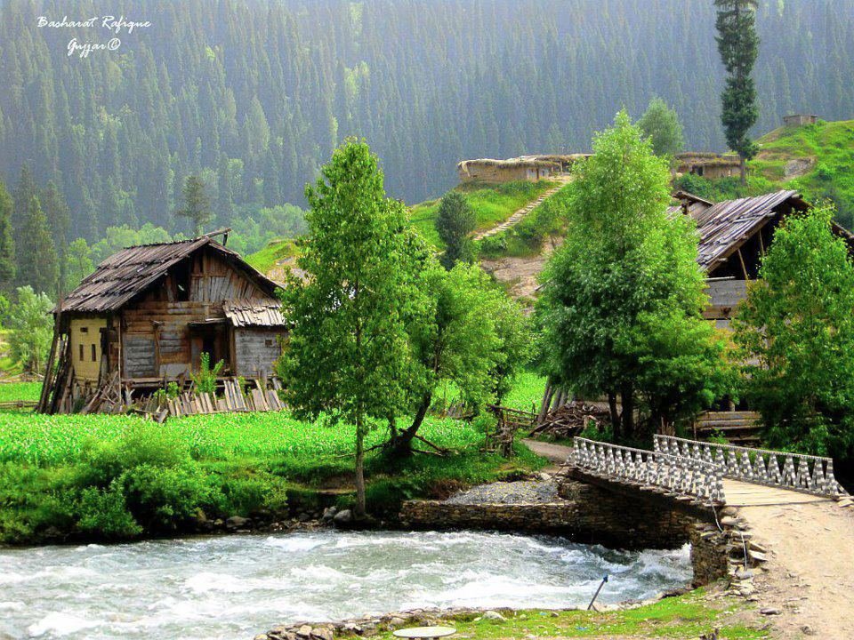hotels-in-TaoBat-neelum-valley hotels-rest-houses-in-ajk