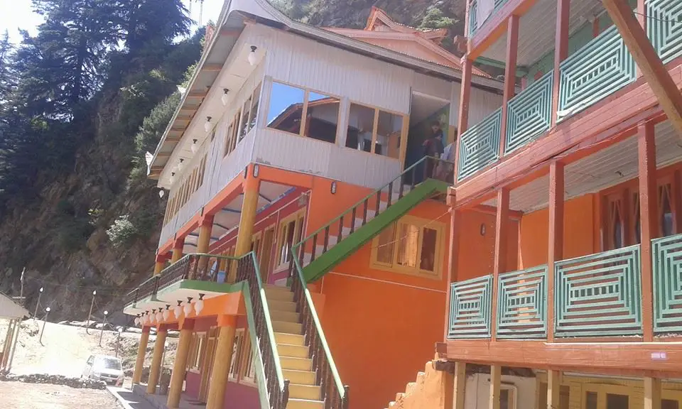 Neelum-star-guest-house-Sharda-Exterior-View