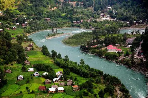 3 Days Neelum Valley Honeymoon Tour Package