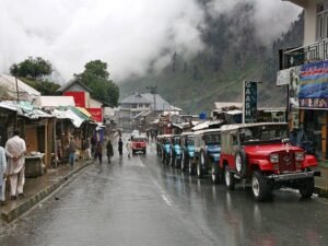 naran-kaghan-jeeps2