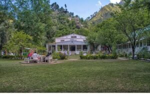 white-palace-marghzar