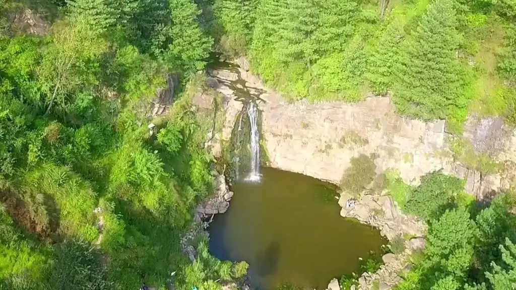 Nergola Waterfall