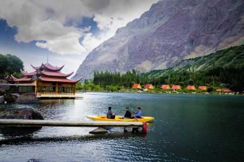 Best Skardu Tour Packages for Couples, Families & Groups